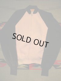 1950'S HEALTHKNIT PINK & BLACK SWEATSHIRT