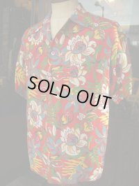 1950'S JANTZEN FLOWER PRINTED RED RAYON HAWAIIAN SHIRT /M