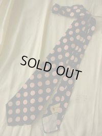 〜1950'S VAN HEUSEN BLACK & PINK POLKADOT RAYON SATEN WIDE TIE