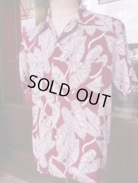 1950'S MANHATTAN LEAVES PRINTED RAYON HAWAIIAN SHIRT SZ/M