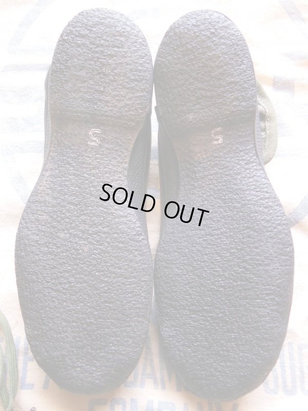 画像9: 1945'S DEADSTOCK WWII U.S.MILITARY CANVAS O.D. TRAINING SHOES /5