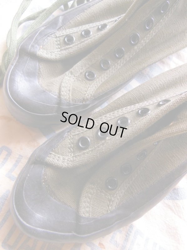 画像10: 1946'S DEADSTOCK WWII U.S.MILITARY CANVAS O.D. TRAINING SHOES /4-1/2