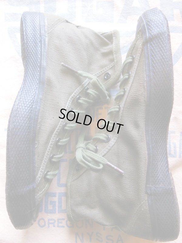 画像3: 1945'S DEADSTOCK WWII U.S.MILITARY CANVAS O.D. TRAINING SHOES /5