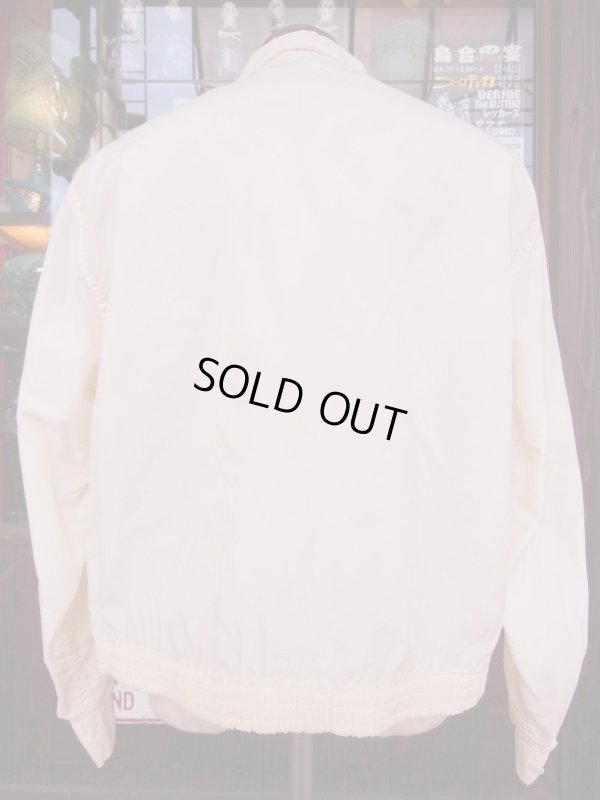画像9: 1950'S NOTRE DAME OFF WHITE NYLON DRIZZLER JACKET SZ/M