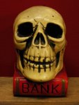 画像3: 1950'S〜 SKULL ON BOOK BANK ヴィンテージ陶器製スカル骸骨貯金箱1
