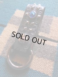 RAWHIDE 1" 30MM STUDDED & JEWELED KEY HOLDER/BLACK/BLUE