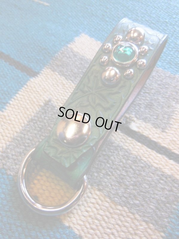 画像5: RAWHIDE 1" 25MM STUDDED & JEWELED KEY HOLDER/GREEN/YELLOW/RED