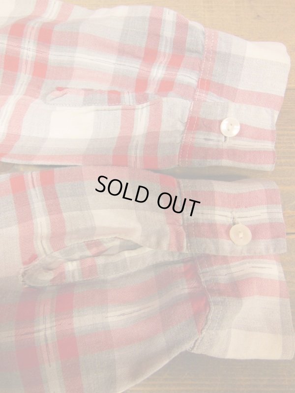 画像8: 1950'S〜 BLOCKS RED X GRAY PLAID RAYON SHIRT SZ/M