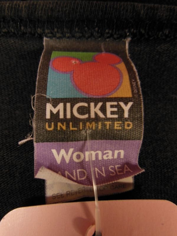 画像4: 90S US古着 ビンテージ米国製大きめ 黒ミッキーTシャツ WOMEN LAND 'N SEA/SZ/14-16
