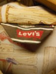 画像4: 70S ビンテージ US古着 LEVI'S リーバイス ポリシャツ 西部開拓時代の工具等の総柄プリント/Lサイズ  (4)