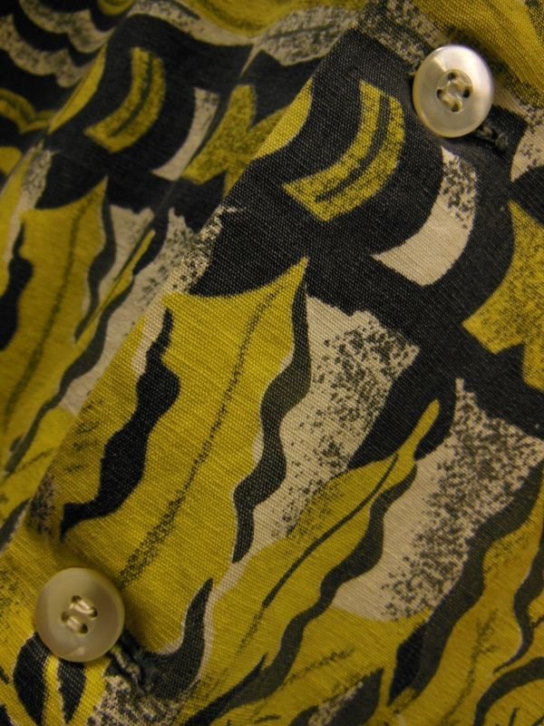 画像6: 1950'S JANTZEN ABSTRUCT PRINTED BLACK COTTON HAWAIIAN SHIRT SZ/M