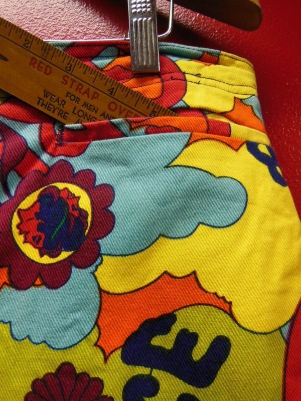 画像6: 1970'S GRUBB BY ROBERT BRUCE LOVE & PIECE POP ART PRINT SHORTS/W38米国製