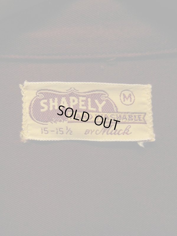 画像4: 1950'S SHAPELY "Kinney's MEN'S SHOP" BURGUNDY GABERDINE SHIRT SZ/M