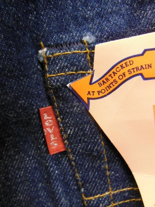 画像8: 1980'S DEADSTOCK UK LEVI'S 501 29X36/ビンテージ フラッシャー付 デッドストック 内股シングル 黒カン 