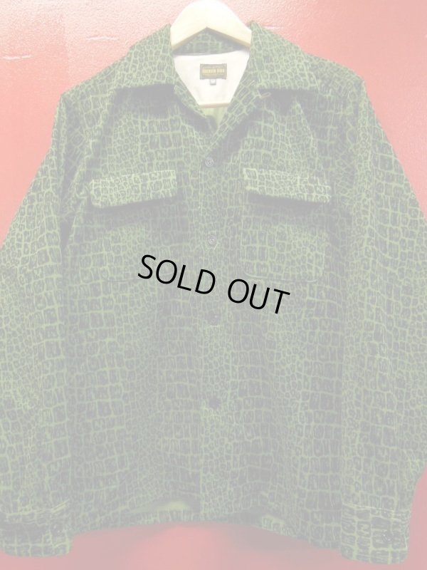 画像8: The GROOVIN HIGH Crocodile Printed Corduroy Shirt 