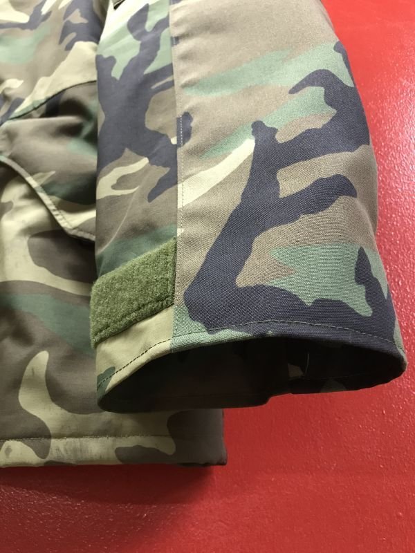 画像4: 2001'S ECWCS GORE-TEX PARKA COLD WEATHER WOODLAND CAMOUFLAGE  SZ/LARGE - SHORT