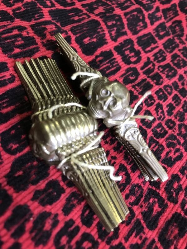 画像6: 1930'S REPRODUCTION OLD SKULL & CROSSBONES RING GLASS EYES/RED/BLUE/GREEN /MADE BY 1930'S ORIGINAL MOLD 