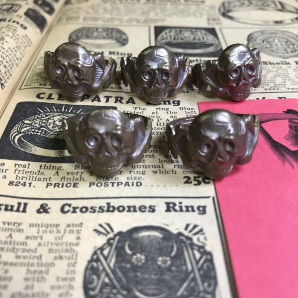 画像6: 1930'S REPRODUCTION OLD SKULL & CROSSBONES RING 目無し /MADE BY 1930'S ORIGINAL MOLD 