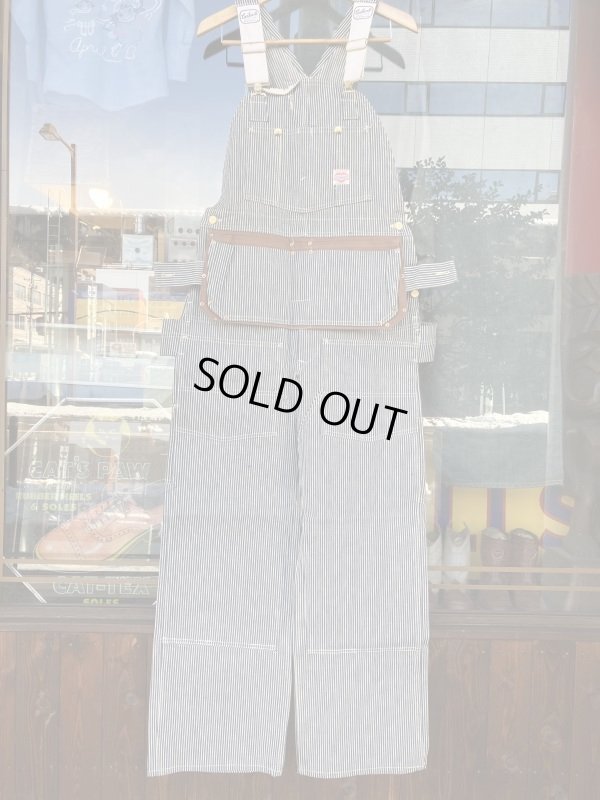 画像2: 1950'S DEADSTOCK CARHARTT  HICKORY STRIPE OVERALLS W/TWO TONE TOOL APRON 34X32