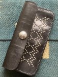 画像1: RAWHIDE STUDDED & JEWELED TRUCKERS WALLET LOT-501C NAVAJO MOUNTAIN RANGE  (1)