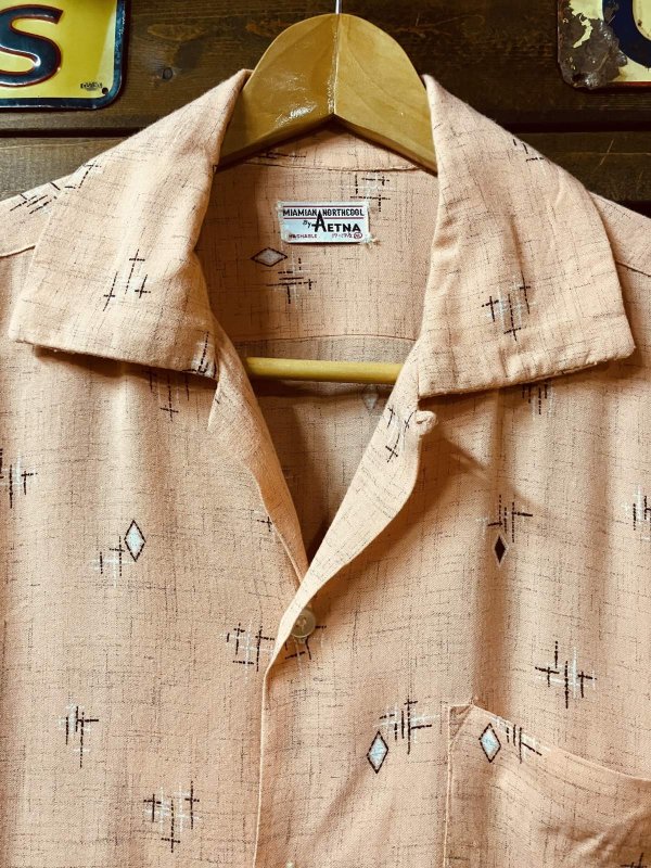 画像2: 1950'S MIAMIAN NORTHCOOL bｙATENA  ATOMIC FLECK PINK RAYON SHIRT SIZE/X-LARGE