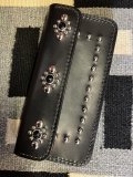 RAWHIDE STUDDED & JEWELED TRUCKERS WALLET LOT-501A/BLACK
