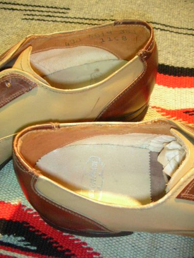 画像2: 1940'S UNKNOWN DEADSTOCK 2TONE SHOES 