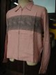 画像1: 1950'S UNKNOWN  BORDER PHYTHON PRINTED PINK RAYON JACKET SZ/L (1)