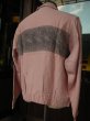 画像4: 1950'S UNKNOWN  BORDER PHYTHON PRINTED PINK RAYON JACKET SZ/L (4)