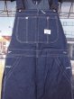 画像3: 1960'S DEADSTOCK BIG MAC 11-1/4OZ DENIM BIB OVERALLS SZ/34X32 (3)