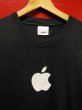 画像2: (5)90S00S US古着 ビンテージ apple アップルコンピューター 販売店イベントスタッフTシャツ/黒/Lサイズ (2)