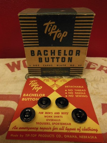 画像1: 1940'S〜 NOS TIP TOP BACHELOR DETACHABLE BUTTONS ON CARD ビンテージ 交換等ボタン　  (1)
