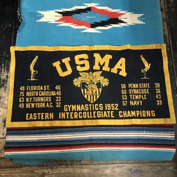 画像2: 1952 USMA GYMNASICS 1952 CHAMPION FELT BANNER ビンテージ USMA フェルトバナー (2)
