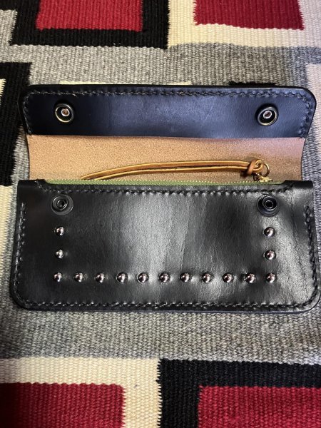 画像4: RAWHIDE STUDDED & JEWELED TRUCKERS WALLET LOT-501A/BLACK (4)